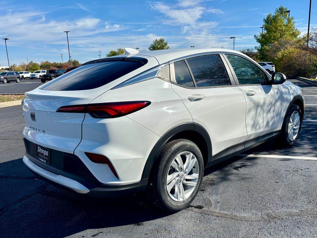 new 2025 Buick Envista car, priced at $24,420