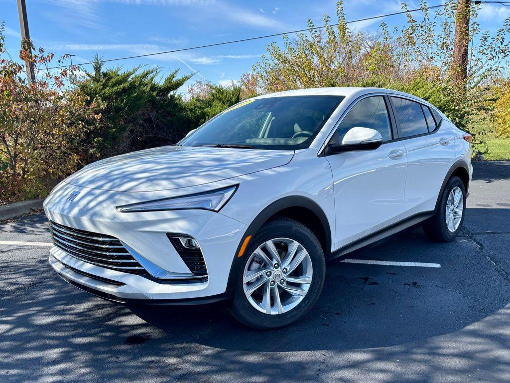 new 2025 Buick Envista car, priced at $24,420