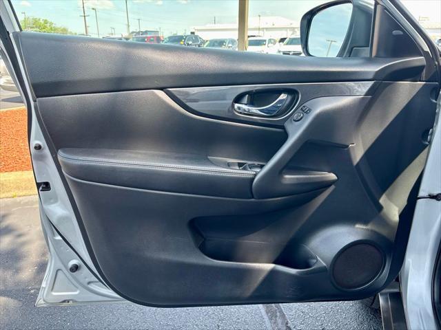 used 2017 Nissan Rogue car, priced at $6,891