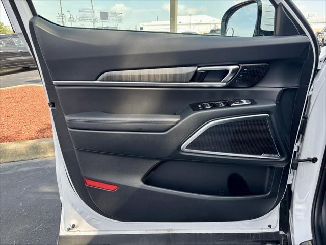 used 2025 Kia Telluride car, priced at $44,896
