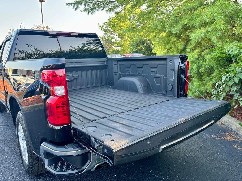 used 2023 Chevrolet Silverado 1500 car, priced at $39,633