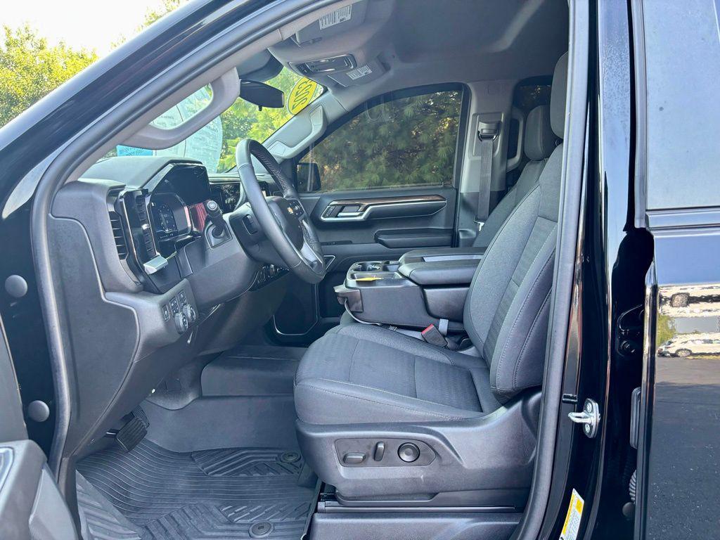 used 2023 Chevrolet Silverado 1500 car, priced at $39,633