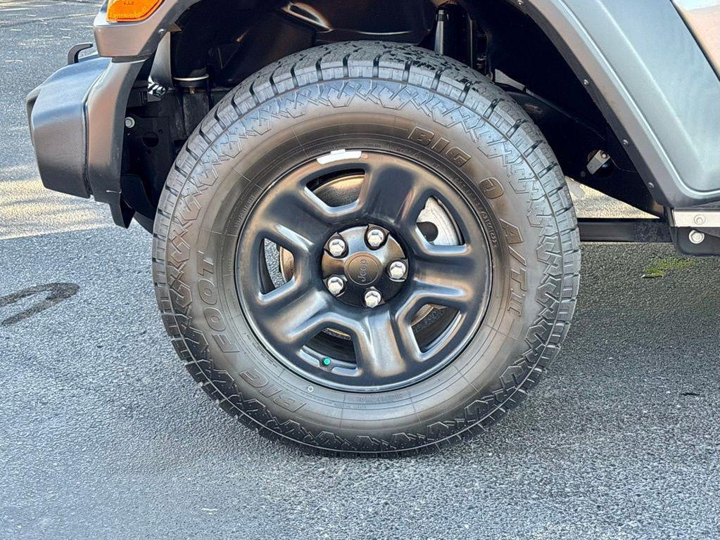 used 2018 Jeep Wrangler Unlimited car, priced at $19,847