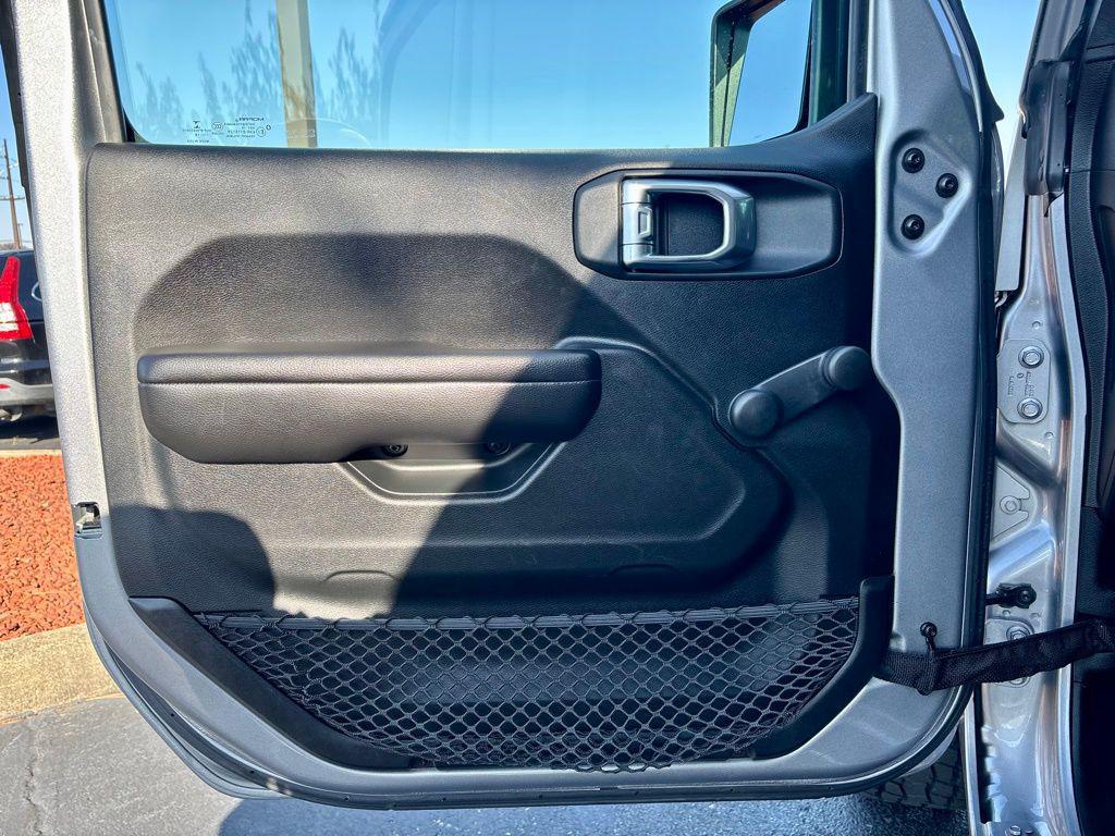 used 2018 Jeep Wrangler Unlimited car, priced at $19,847