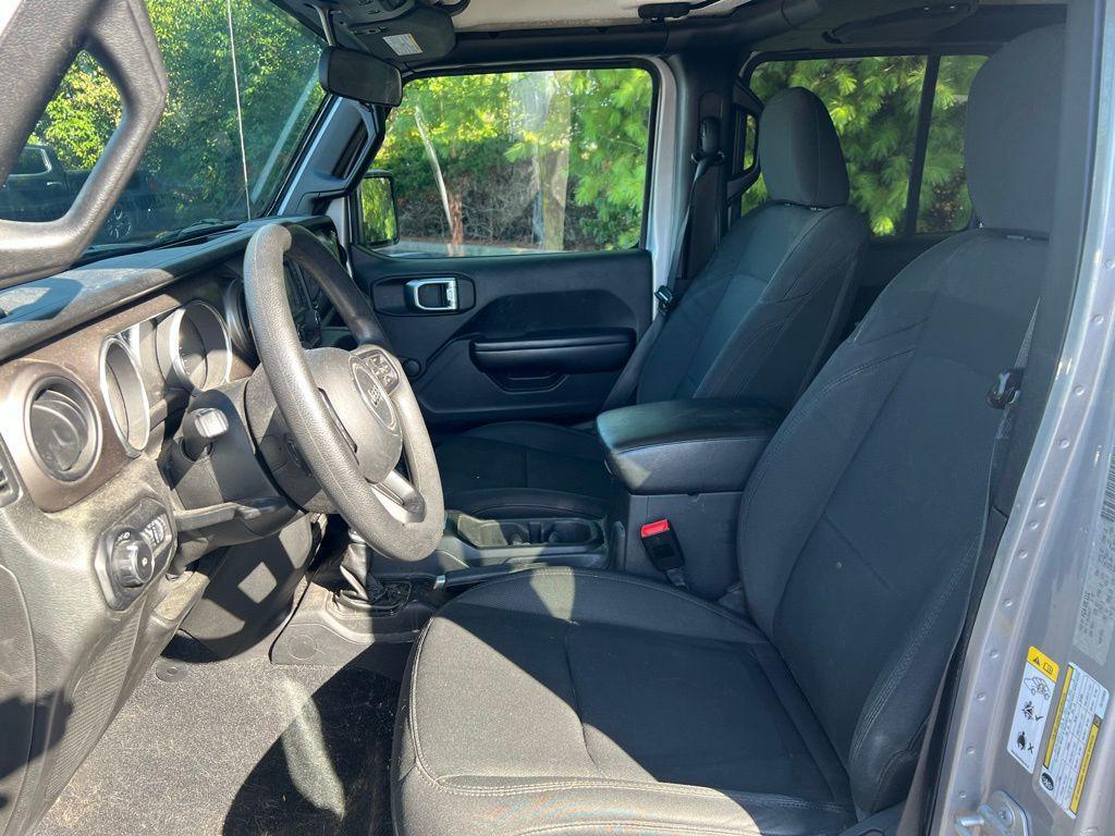 used 2018 Jeep Wrangler Unlimited car, priced at $20,321