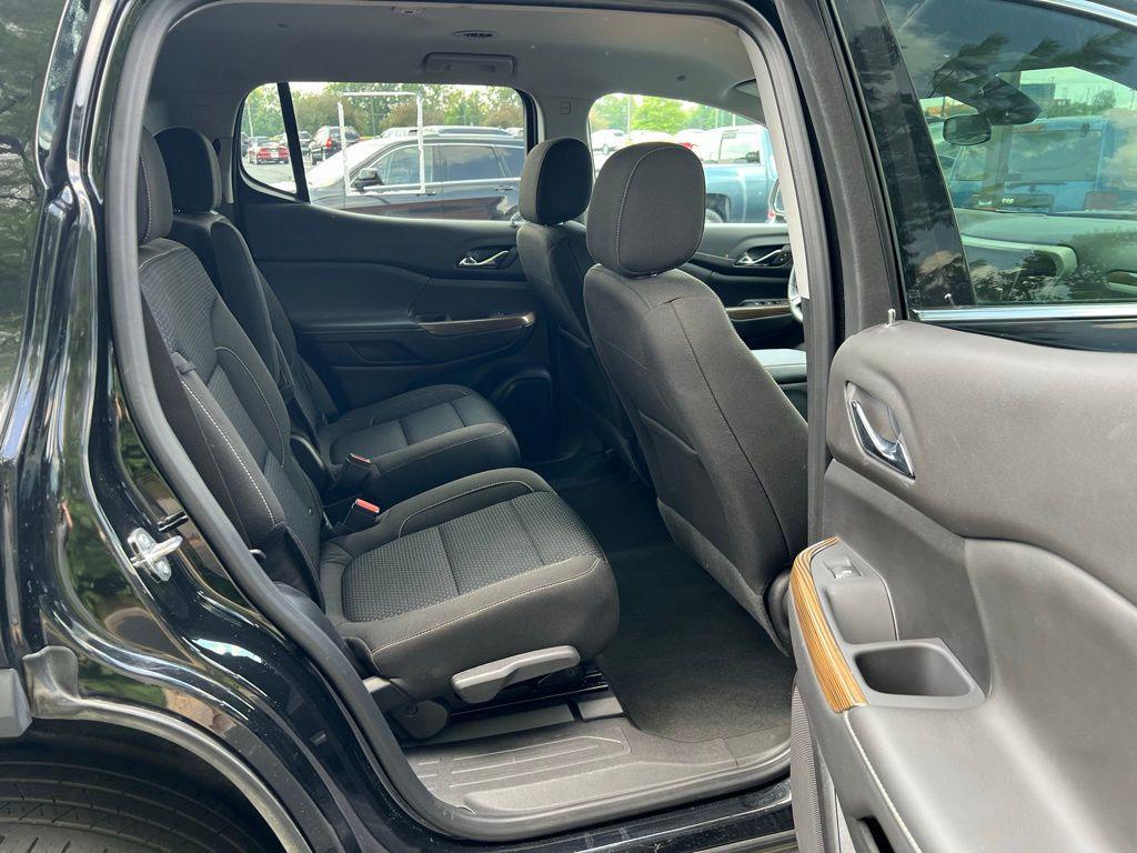used 2023 GMC Acadia car, priced at $29,220