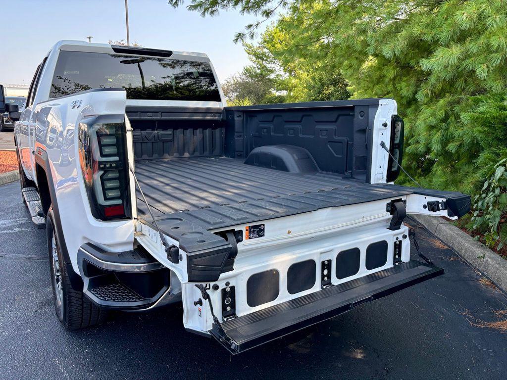 used 2022 GMC Sierra 2500 car, priced at $44,862