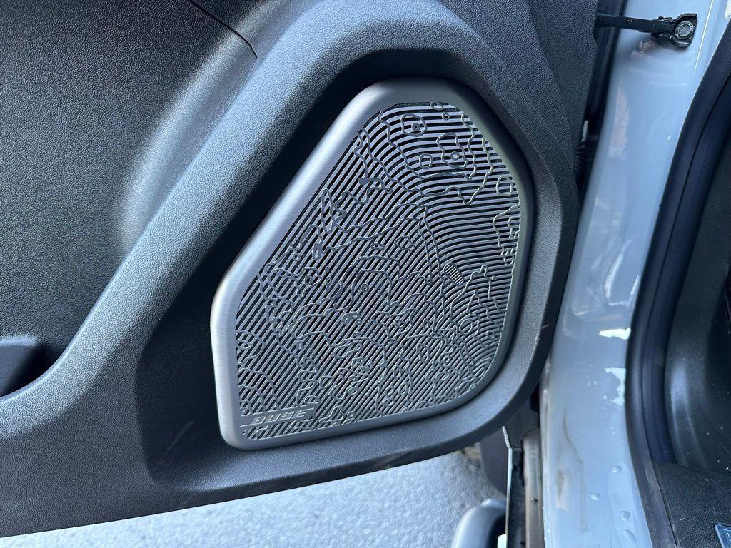 new 2025 GMC HUMMER EV SUV car, priced at $104,324