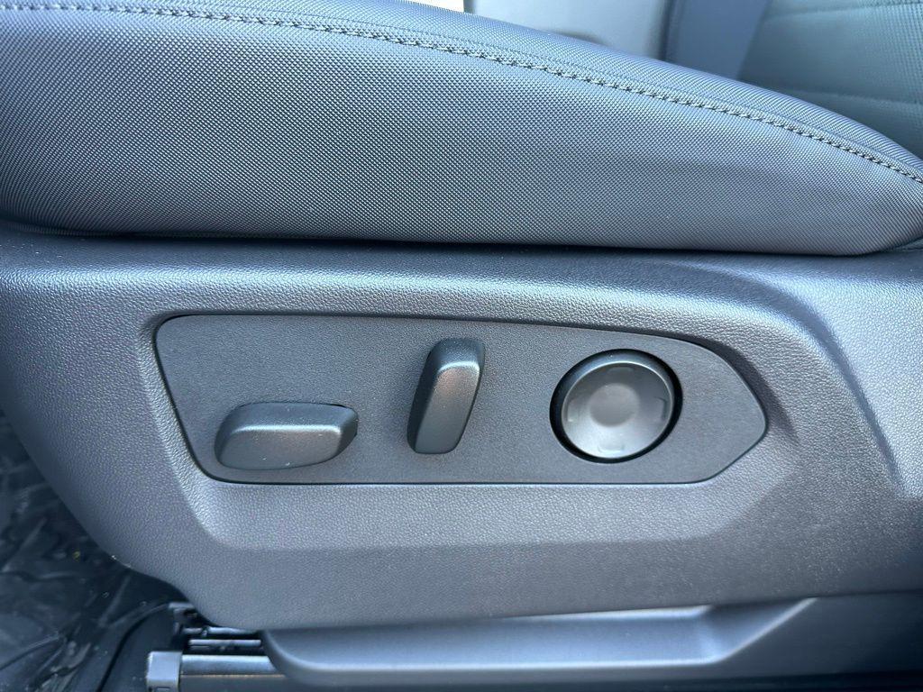 new 2025 GMC HUMMER EV SUV car, priced at $104,324