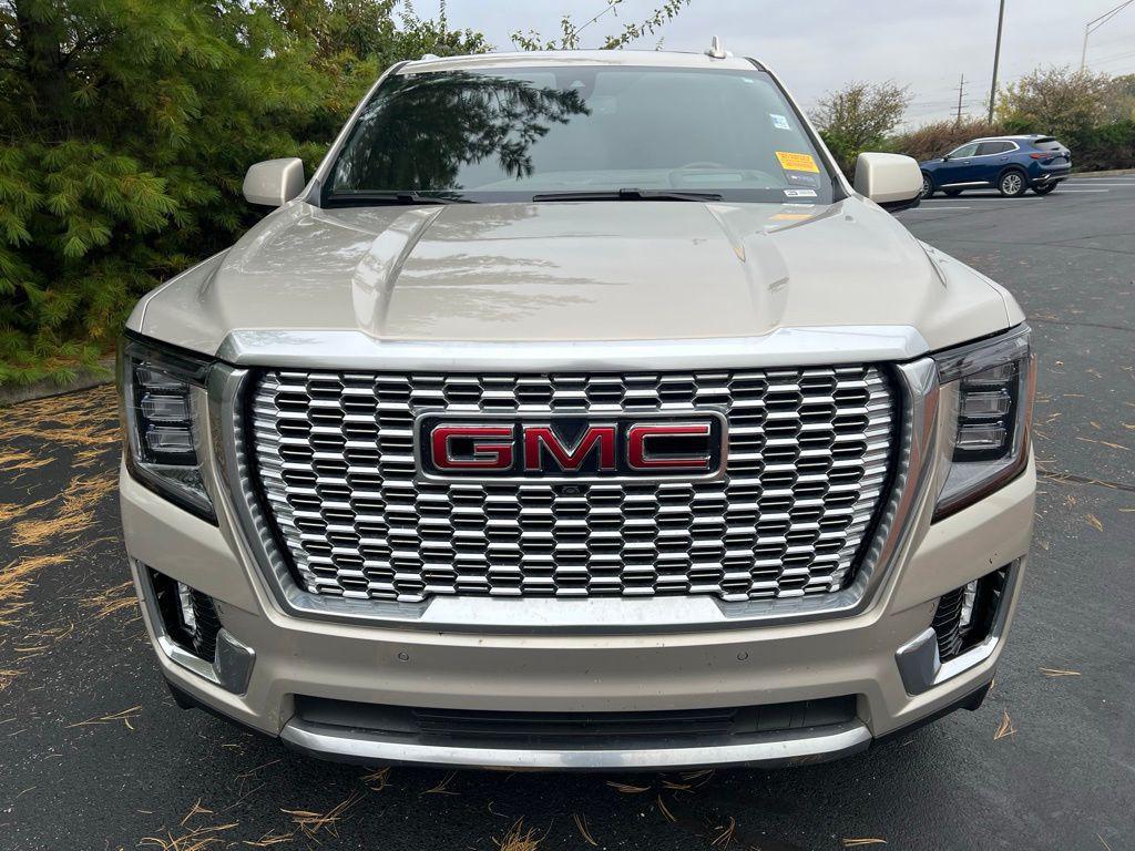 used 2022 GMC Yukon XL car, priced at $45,891