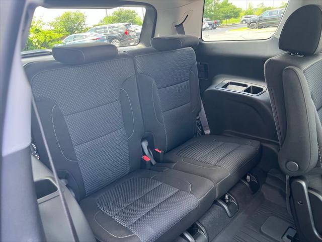 used 2023 GMC Acadia car, priced at $31,430
