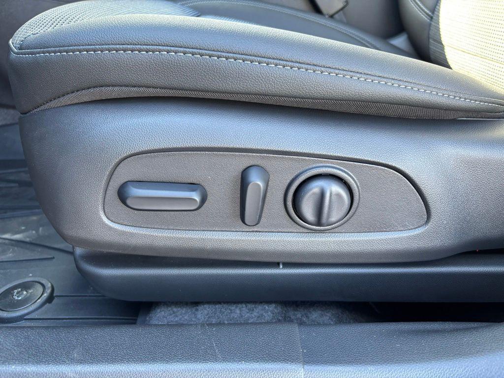 new 2026 Buick Envista car, priced at $27,695