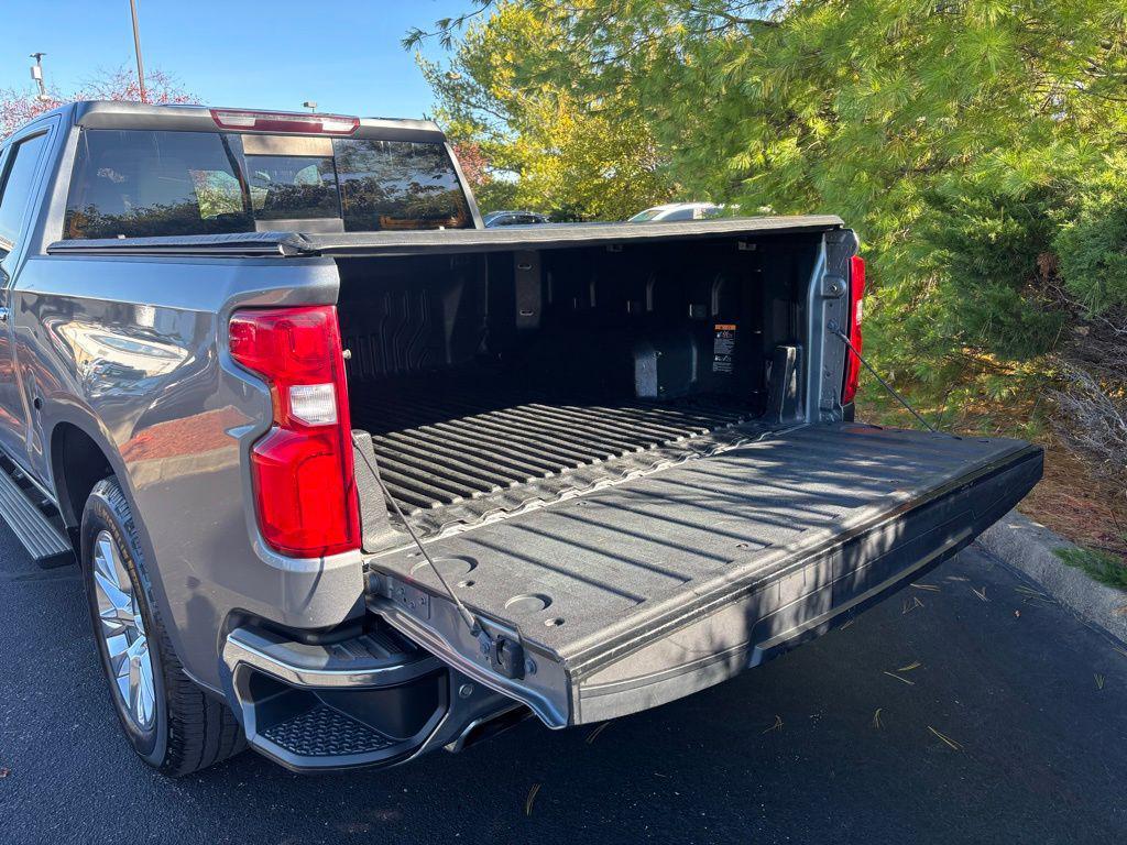 used 2021 Chevrolet Silverado 1500 car, priced at $33,748