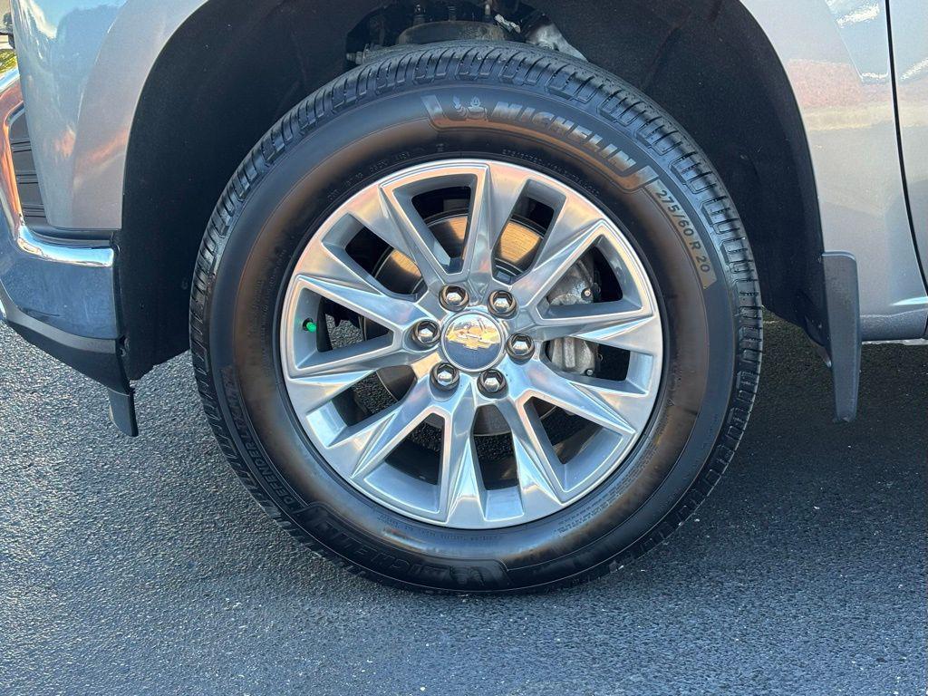 used 2021 Chevrolet Silverado 1500 car, priced at $33,748