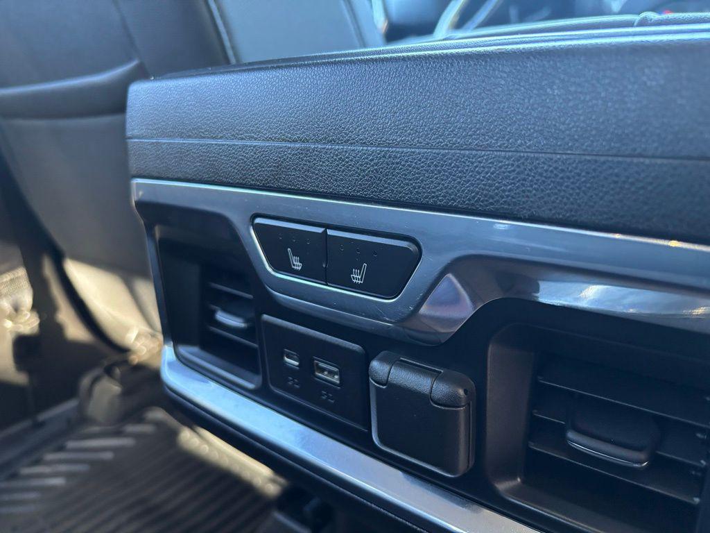 used 2021 Chevrolet Silverado 1500 car, priced at $33,748