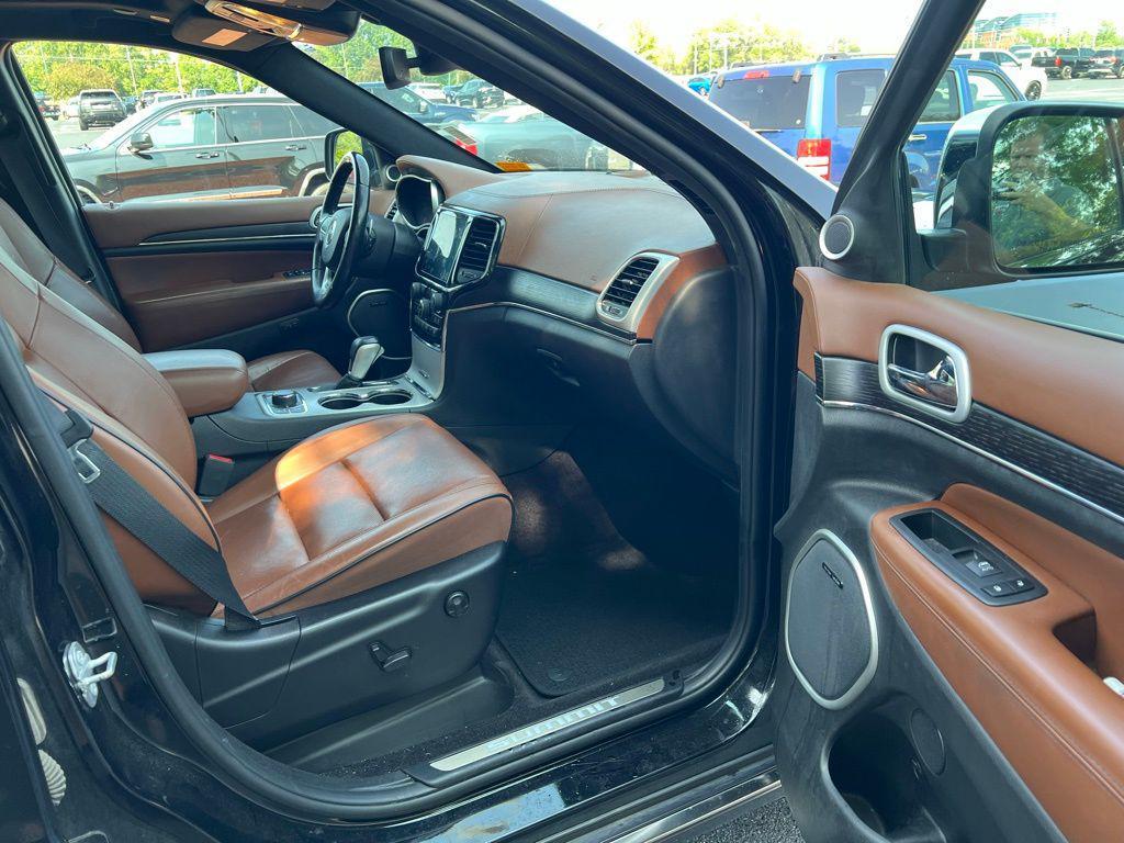 used 2019 Jeep Grand Cherokee car, priced at $17,900