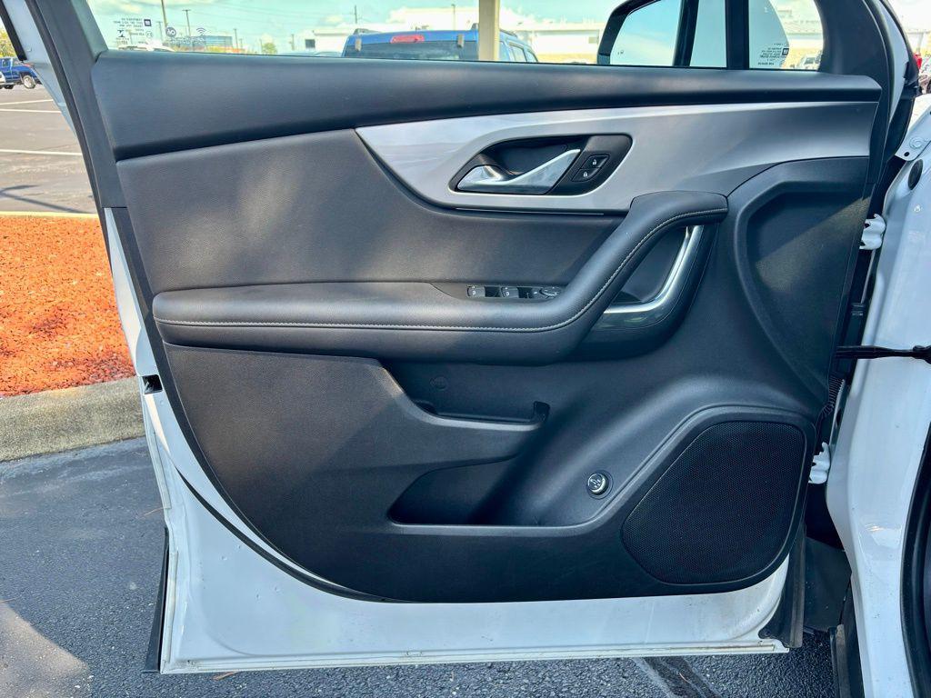 used 2022 Chevrolet Blazer car, priced at $23,102