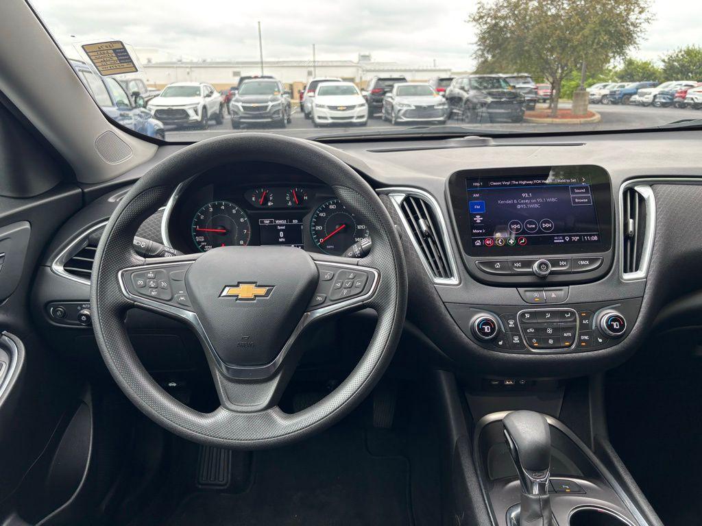 used 2021 Chevrolet Malibu car, priced at $19,367