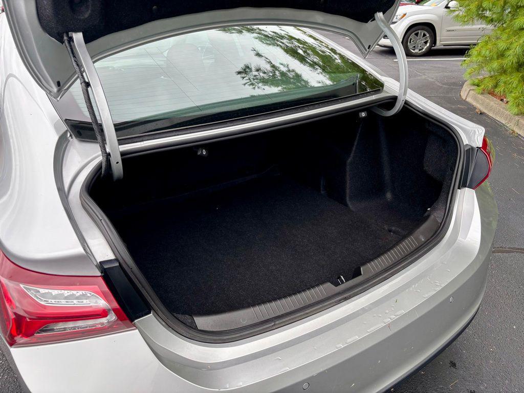 used 2021 Chevrolet Malibu car, priced at $19,367