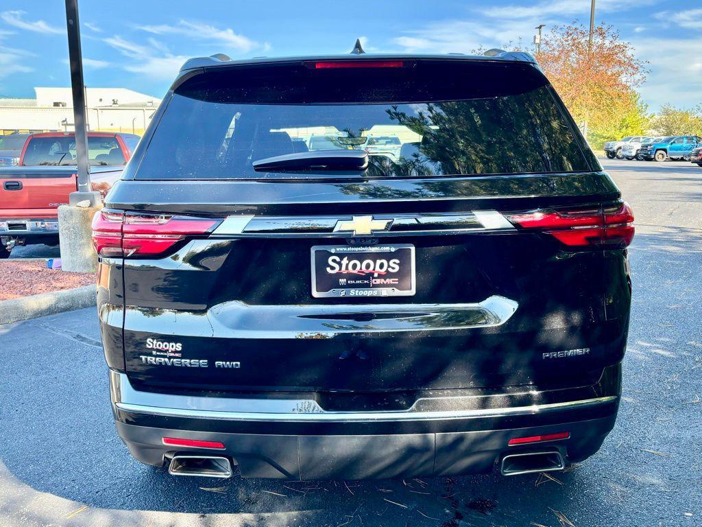 used 2023 Chevrolet Traverse car, priced at $35,754