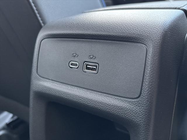 new 2025 Buick Envista car, priced at $29,970