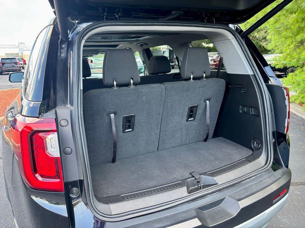used 2023 GMC Acadia car, priced at $26,348