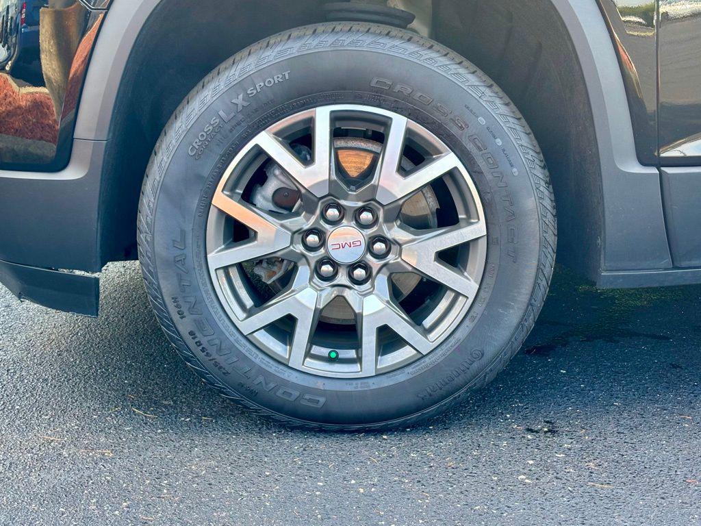 used 2023 GMC Acadia car, priced at $26,348