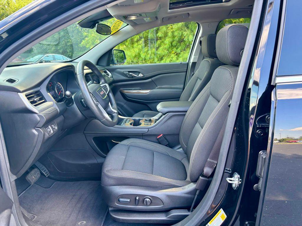 used 2023 GMC Acadia car, priced at $26,348