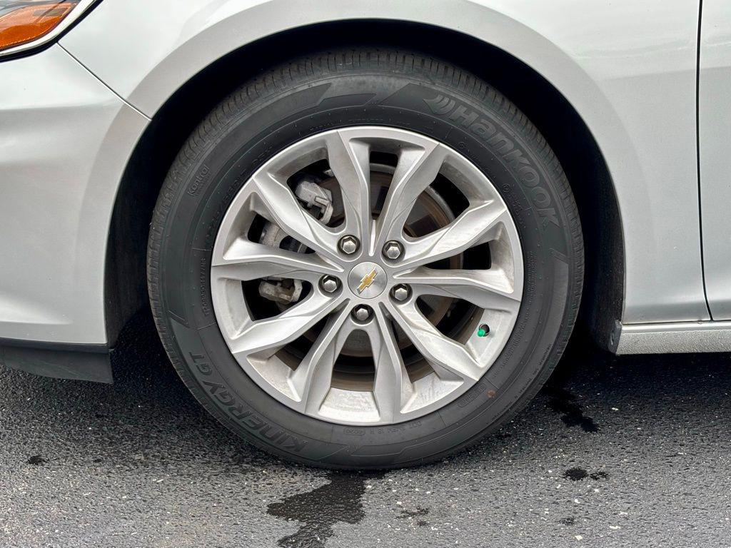 used 2021 Chevrolet Malibu car, priced at $18,937