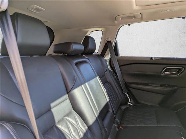 used 2022 Nissan Rogue car, priced at $25,116