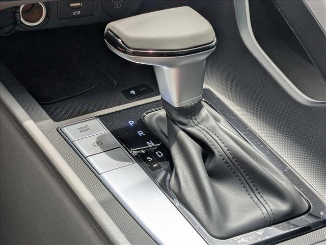 new 2025 Hyundai Elantra car, priced at $23,276