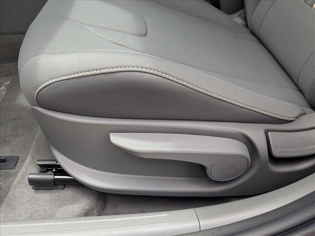 new 2025 Hyundai Elantra car, priced at $23,276