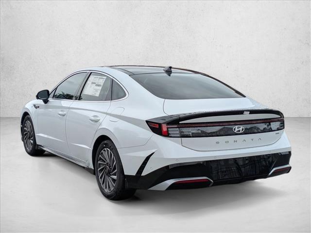new 2025 Hyundai Sonata Hybrid car, priced at $37,178