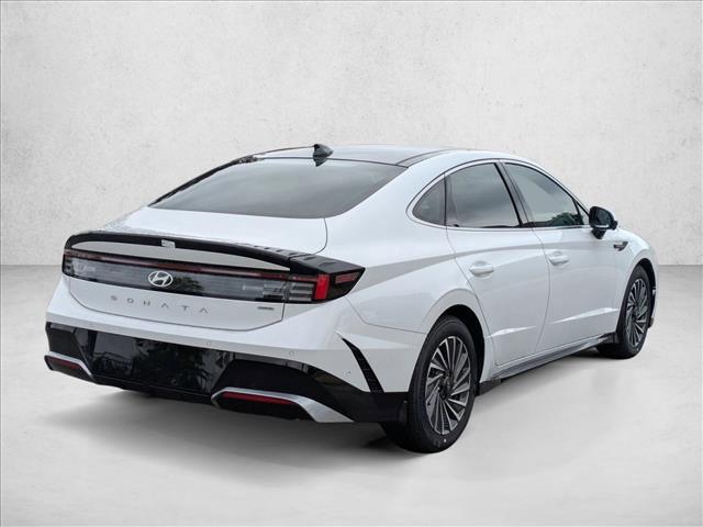 new 2025 Hyundai Sonata Hybrid car, priced at $37,178