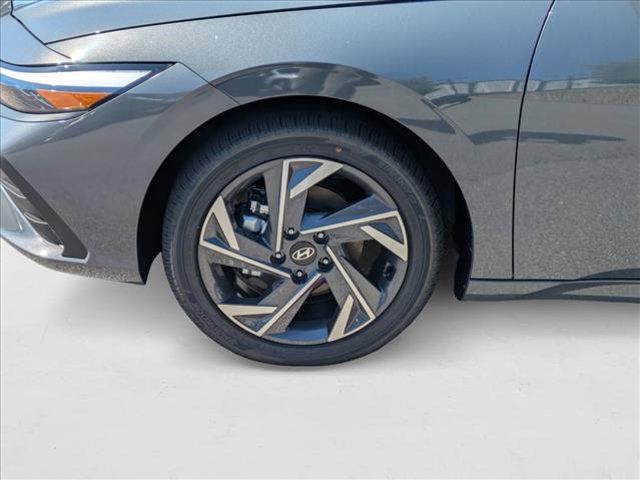 new 2025 Hyundai Elantra car, priced at $22,777