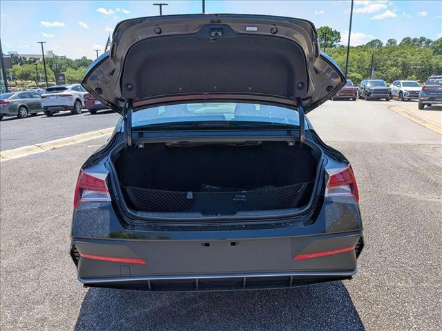 new 2025 Hyundai ELANTRA HEV car, priced at $25,580