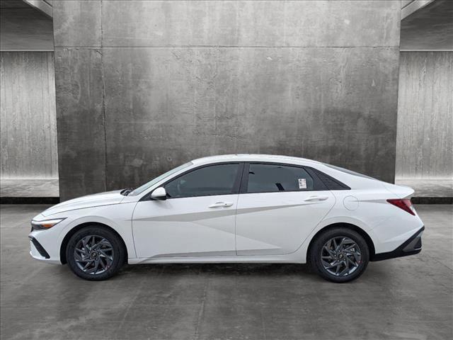 new 2024 Hyundai Elantra car, priced at $25,324