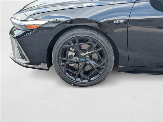 new 2025 Hyundai Elantra car, priced at $28,451
