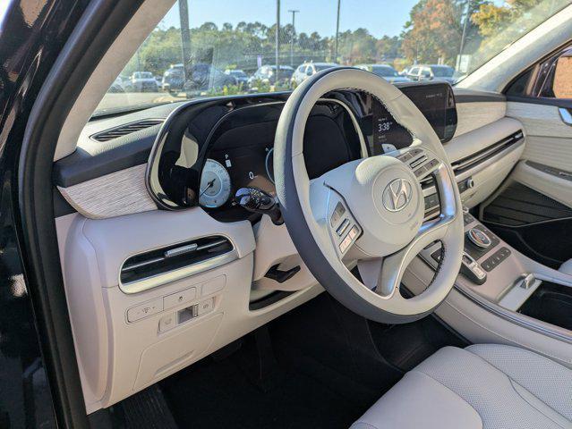 used 2023 Hyundai Palisade car, priced at $38,624