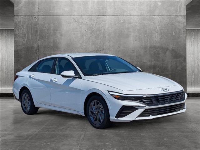 new 2024 Hyundai Elantra car, priced at $23,082