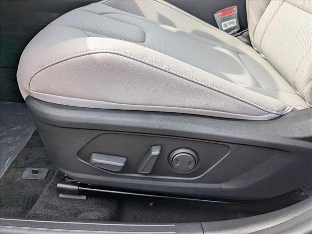new 2025 Hyundai ELANTRA HEV car, priced at $30,357