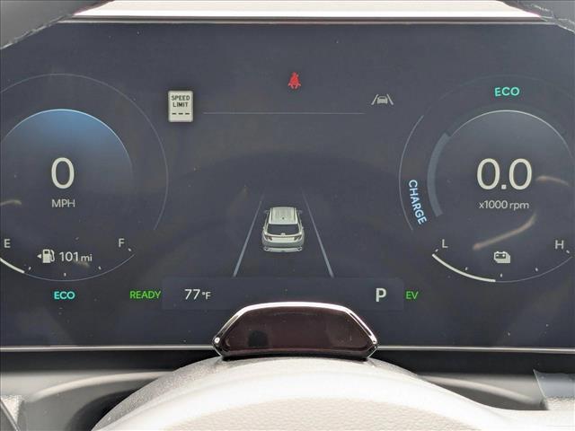 new 2025 Hyundai TUCSON Hybrid car, priced at $37,685