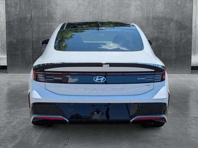 new 2025 Hyundai Sonata Hybrid car, priced at $39,150