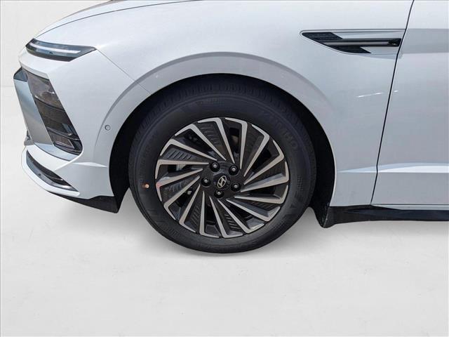 new 2025 Hyundai Sonata Hybrid car, priced at $37,144