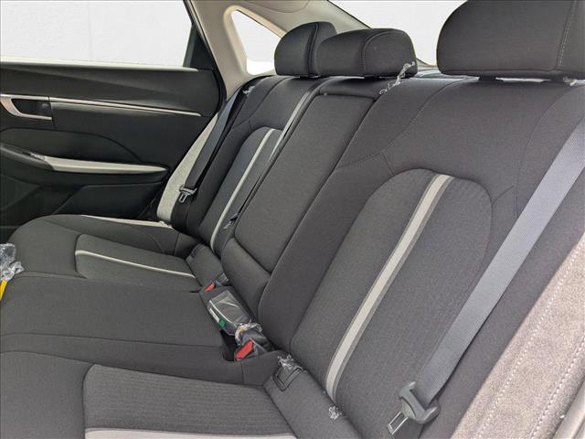 new 2025 Hyundai Sonata Hybrid car, priced at $31,052