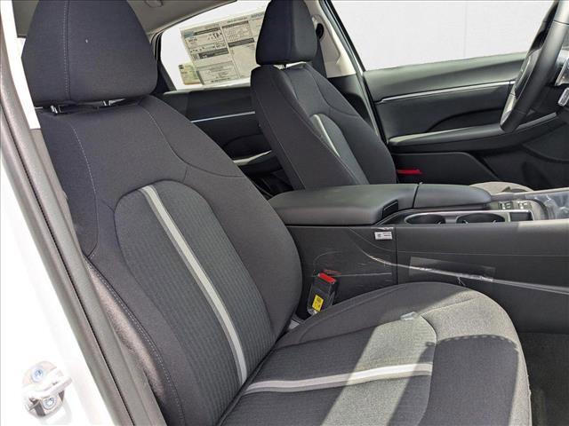 new 2025 Hyundai Sonata Hybrid car, priced at $31,052