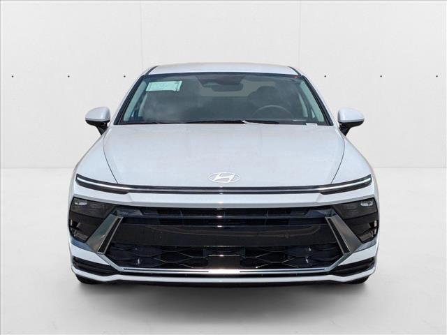 new 2025 Hyundai Sonata Hybrid car, priced at $31,052