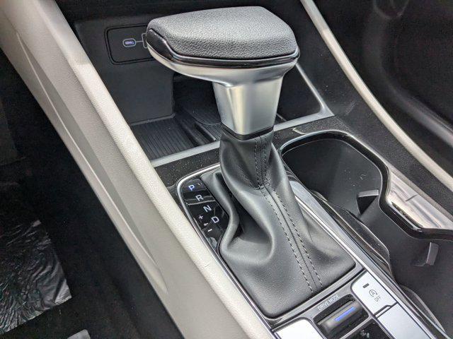 new 2025 Hyundai Tucson car, priced at $32,015