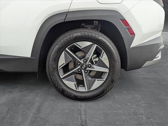 new 2025 Hyundai Tucson car, priced at $32,124