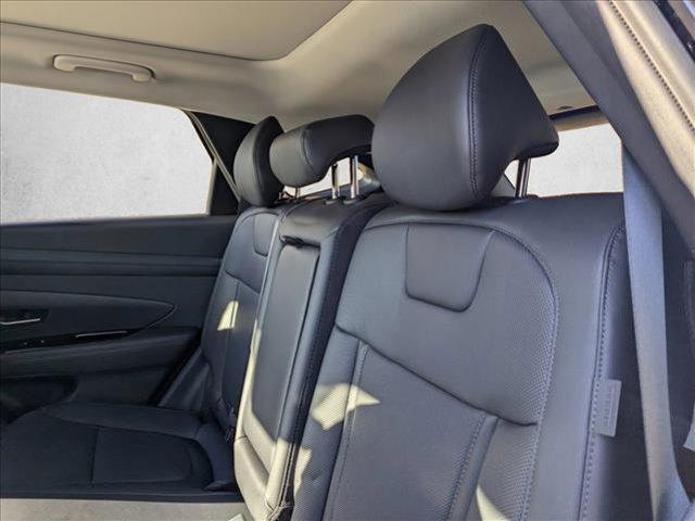 new 2025 Hyundai TUCSON Hybrid car, priced at $39,637